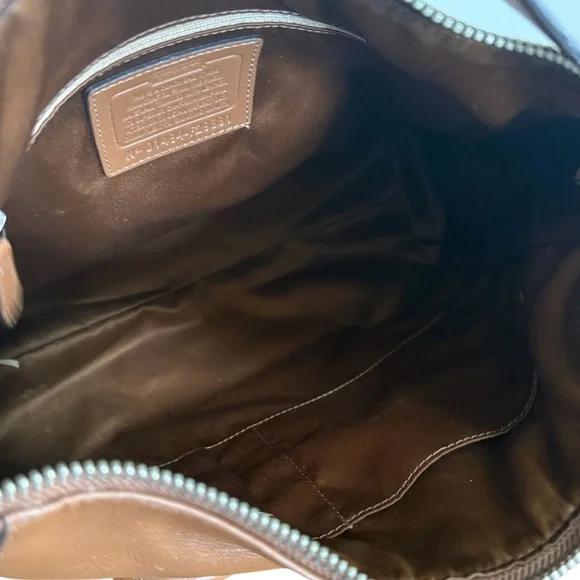 Authentic Coach Charlie Tan Leather Shoulder Bag! COA Included! - Picture 12 of 15